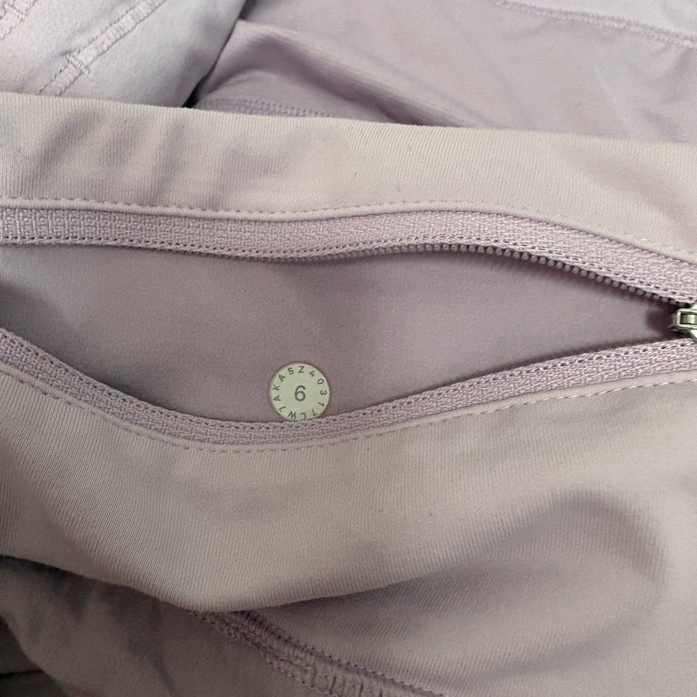 lululemon athletica Light Purple Athletic Shorts Size 6 - Picture 4 of 6